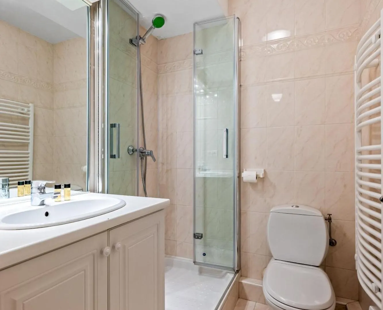 アパート Admiral Plaza, Appartement 1 Chambre En Centre Ville, Parking & Acces Plage マントン フランス